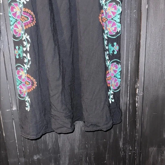 Entro Black Floral Embroidered Mini Slip Dress - Picture 6 of 13